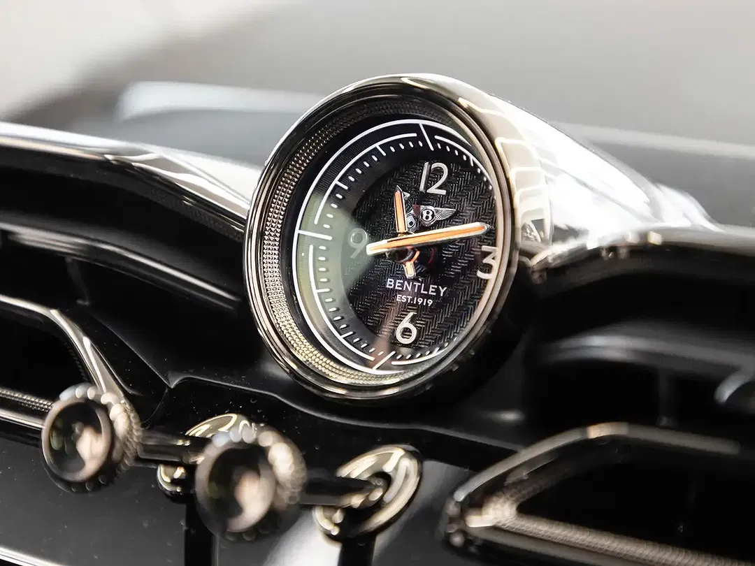 Bentley Bentayga - Thumbnail 15