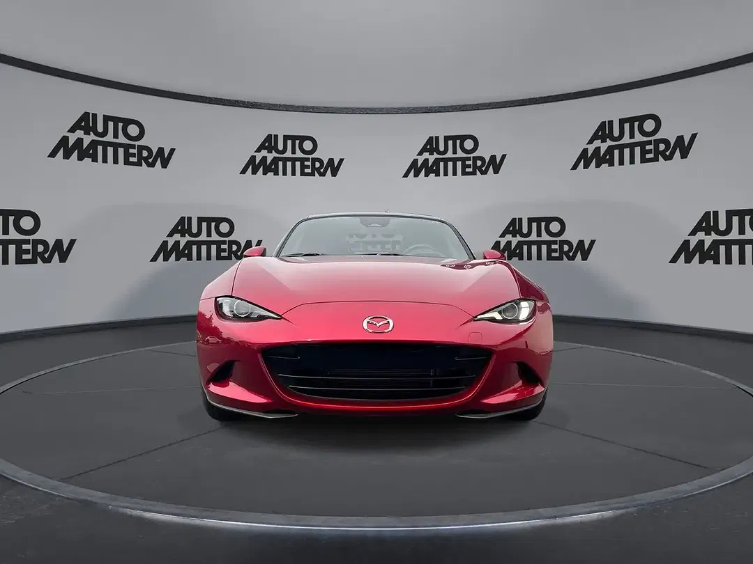 Mazda MX-5 - Thumbnail 3