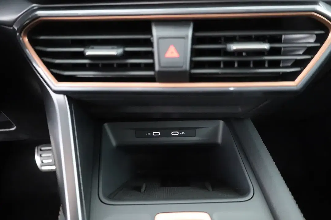 CUPRA Leon - Thumbnail 11