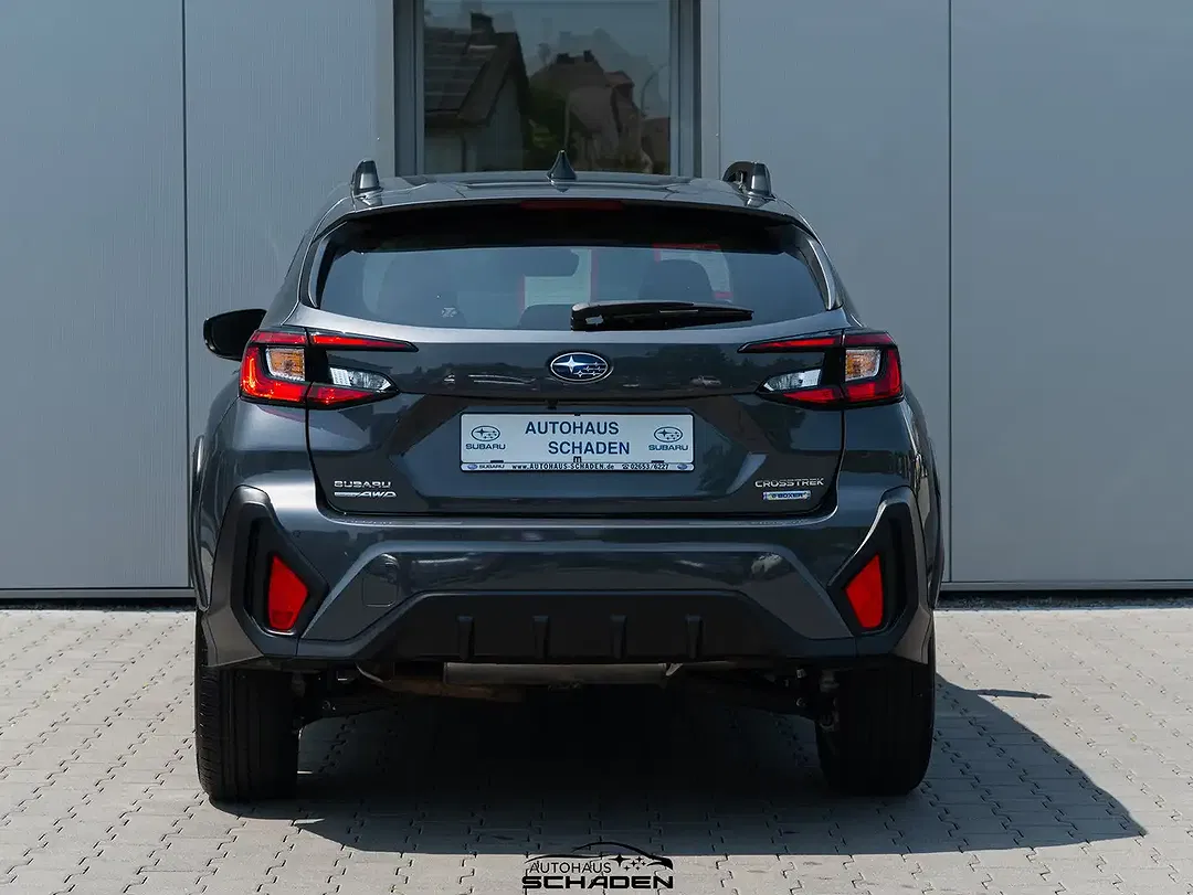 Subaru Crosstrek - Thumbnail 5