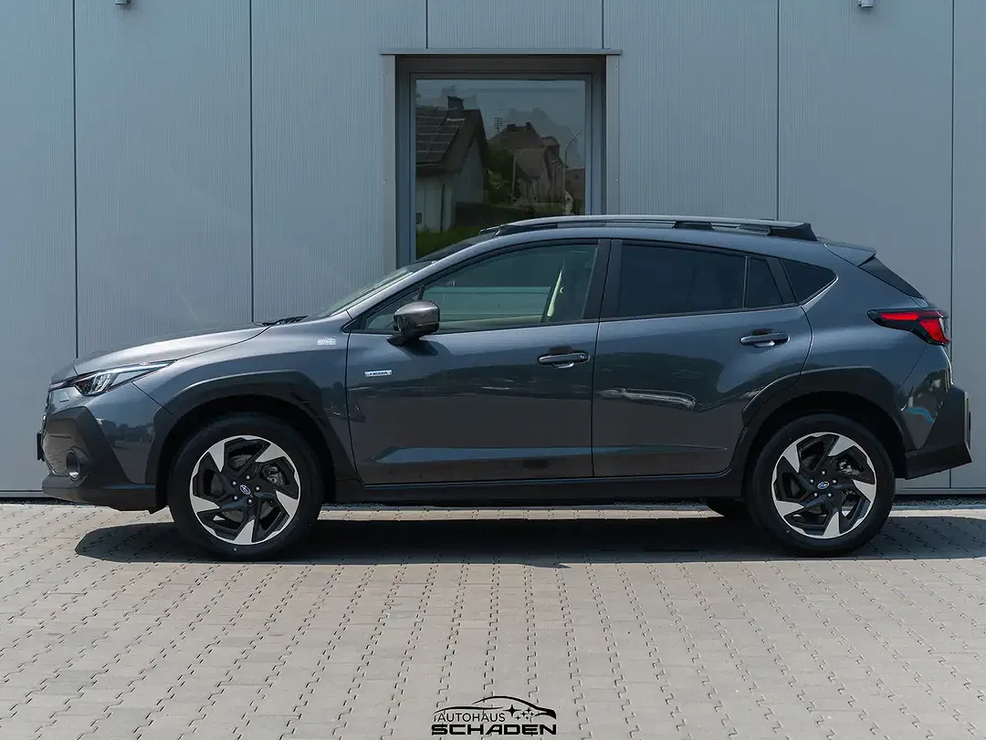 Subaru Crosstrek - Thumbnail 6