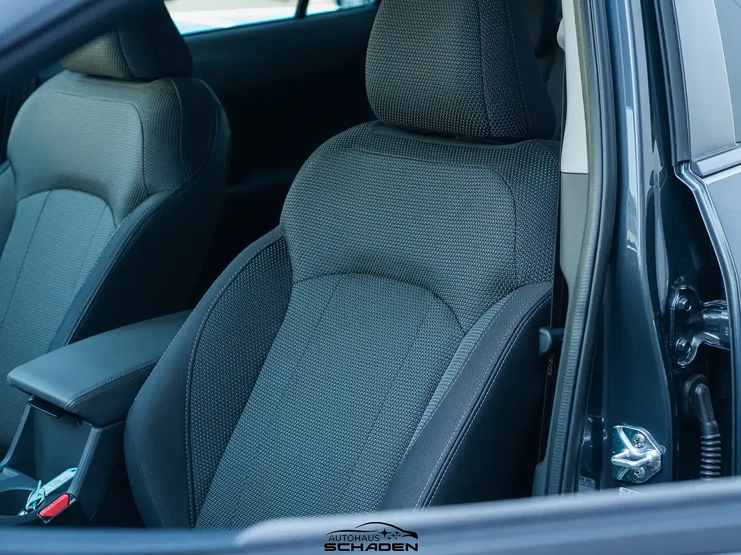 Subaru Crosstrek - Thumbnail 8