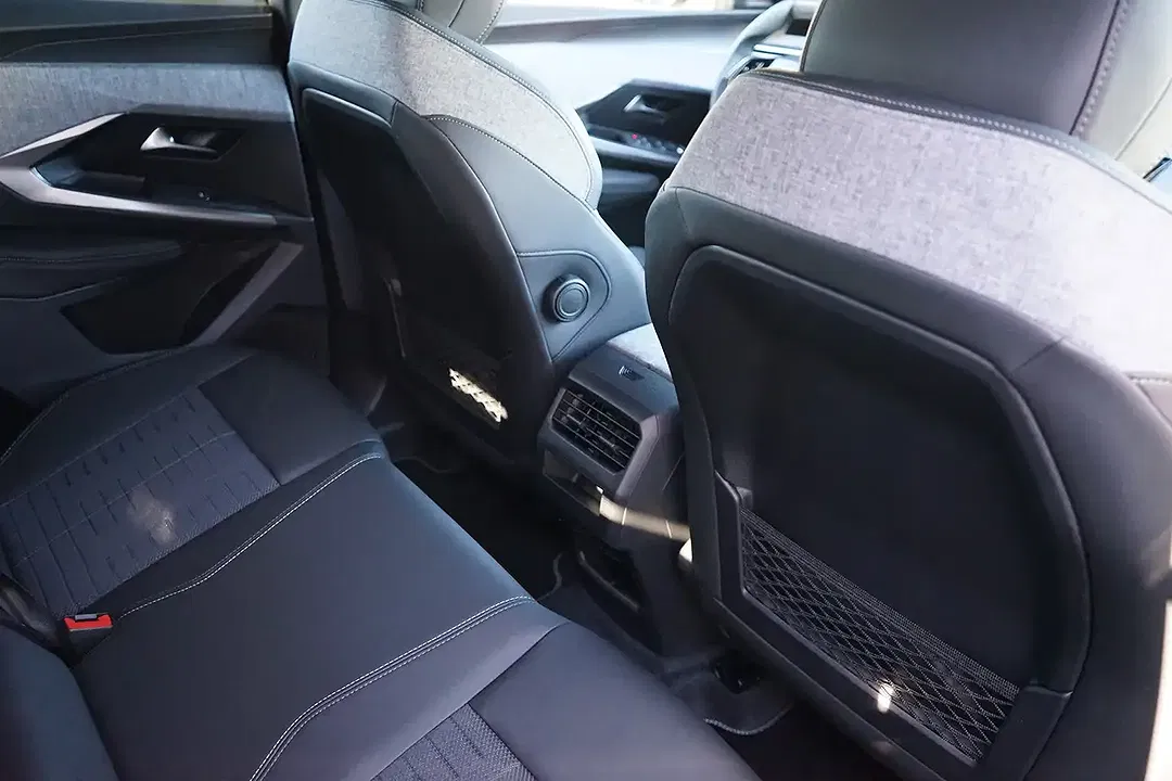Peugeot 3008 - Thumbnail 12