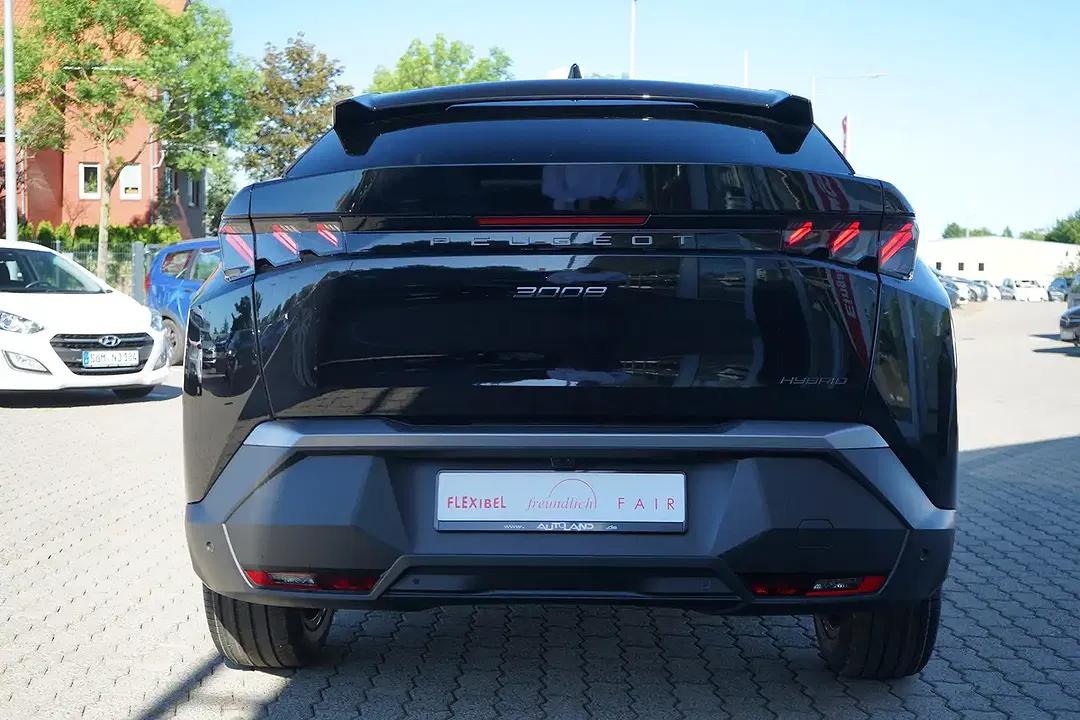 Peugeot 3008 - Thumbnail 3