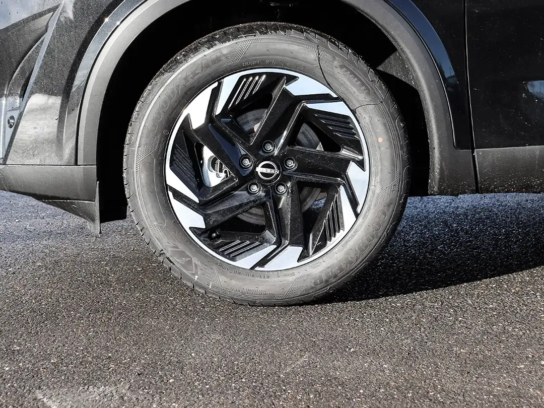 Nissan Qashqai - Thumbnail 3
