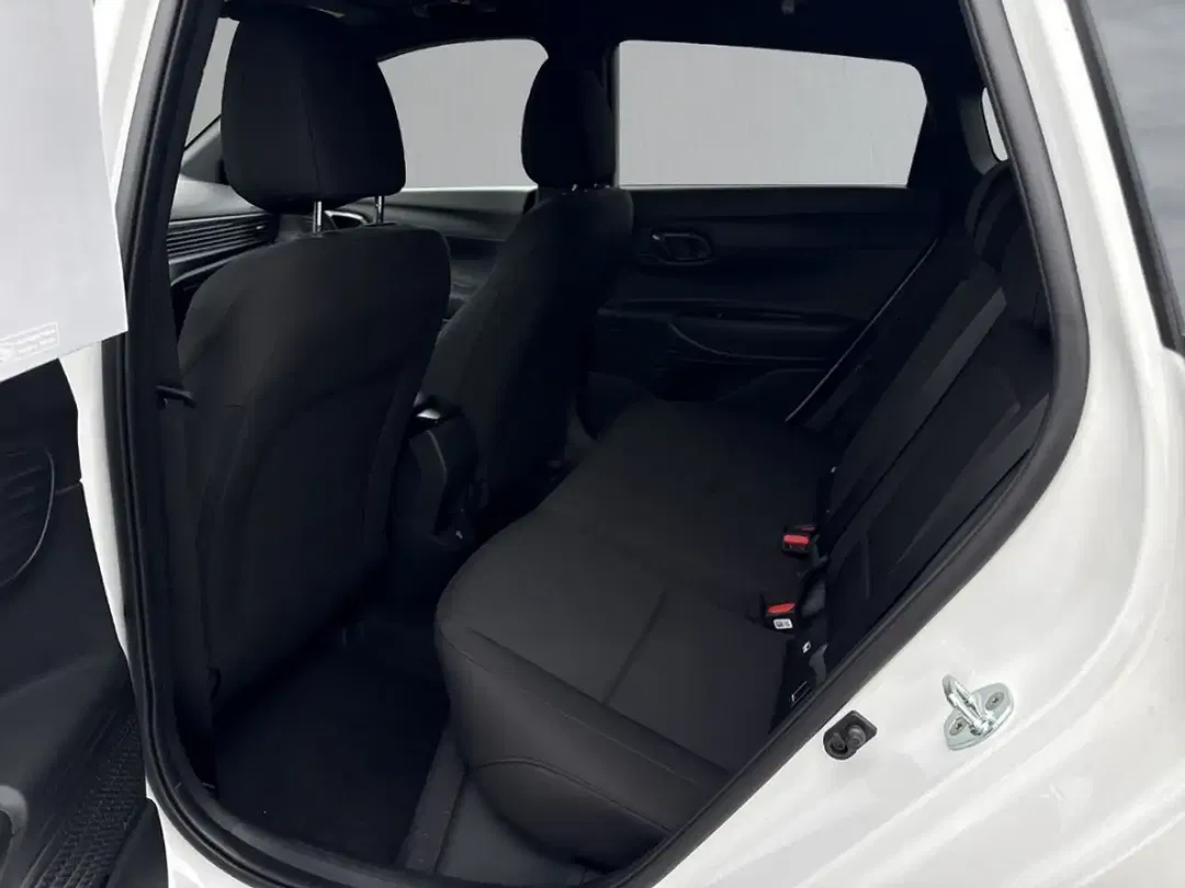 Hyundai i20 - Thumbnail 14