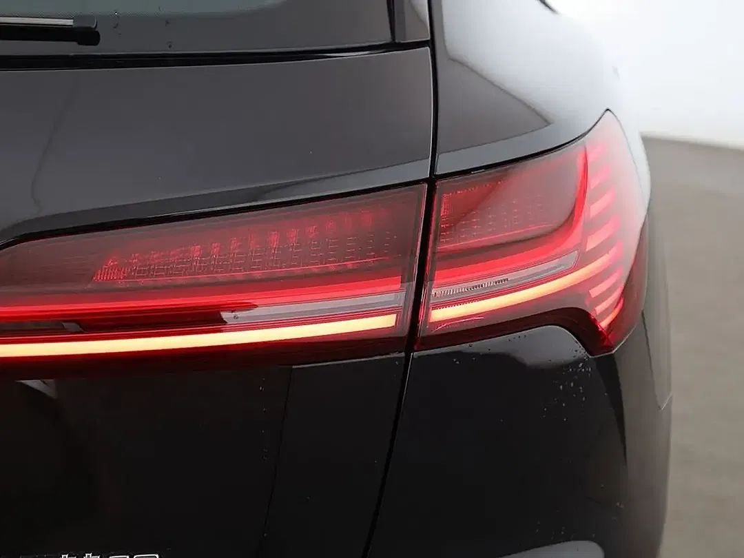 Audi e-tron - Thumbnail 7