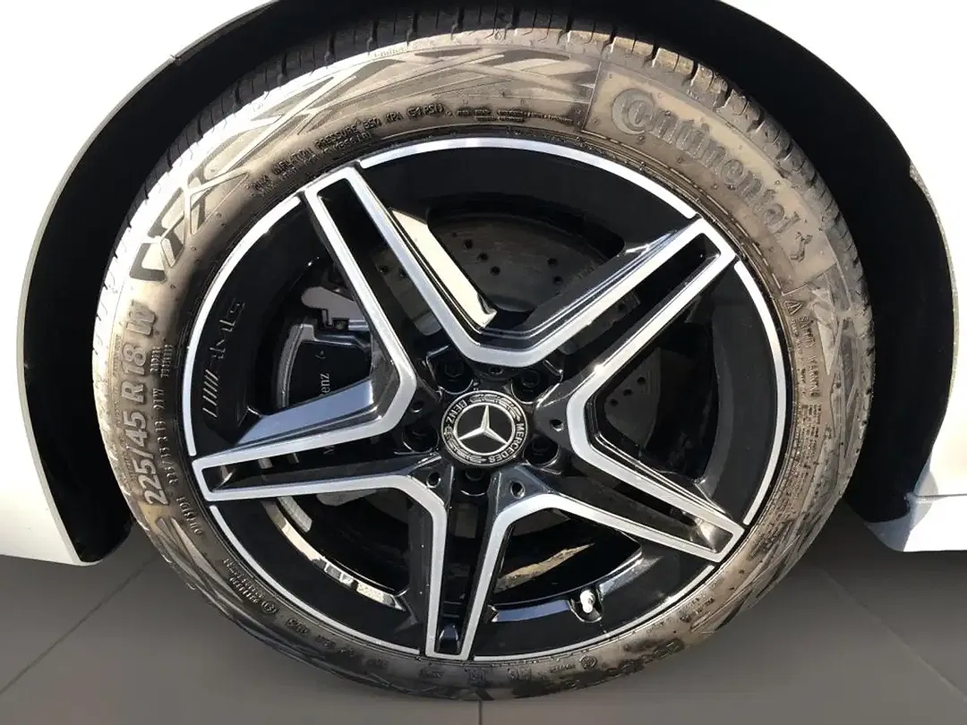 Mercedes-Benz CLA 220 - Thumbnail 8