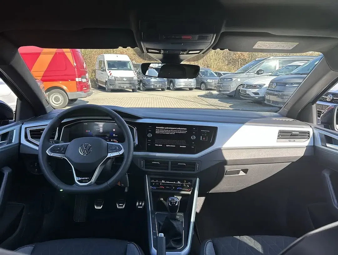 Volkswagen Polo - Thumbnail 8