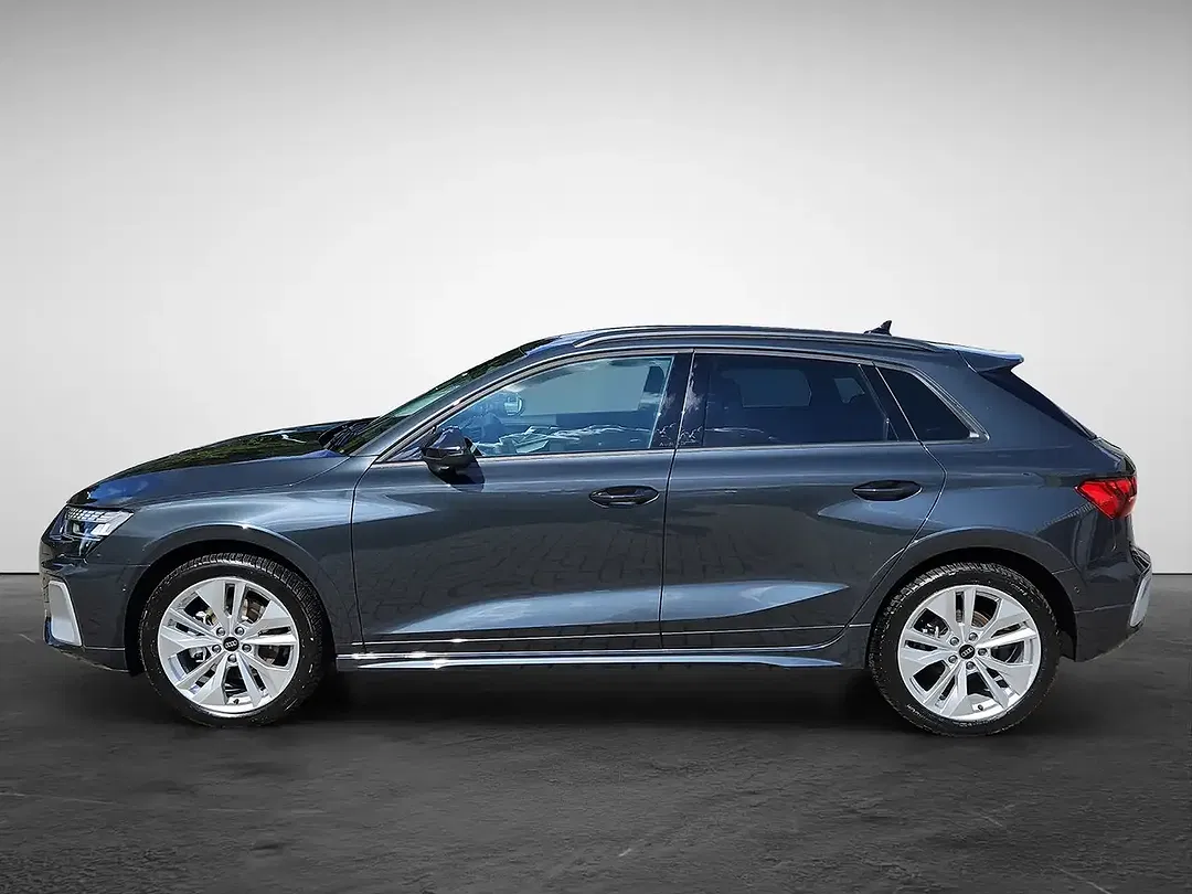 Audi A3 - Thumbnail 2