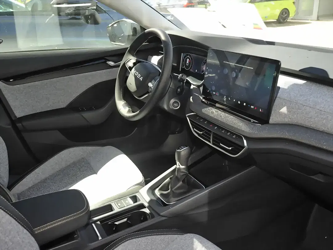 Skoda Octavia - Thumbnail 11