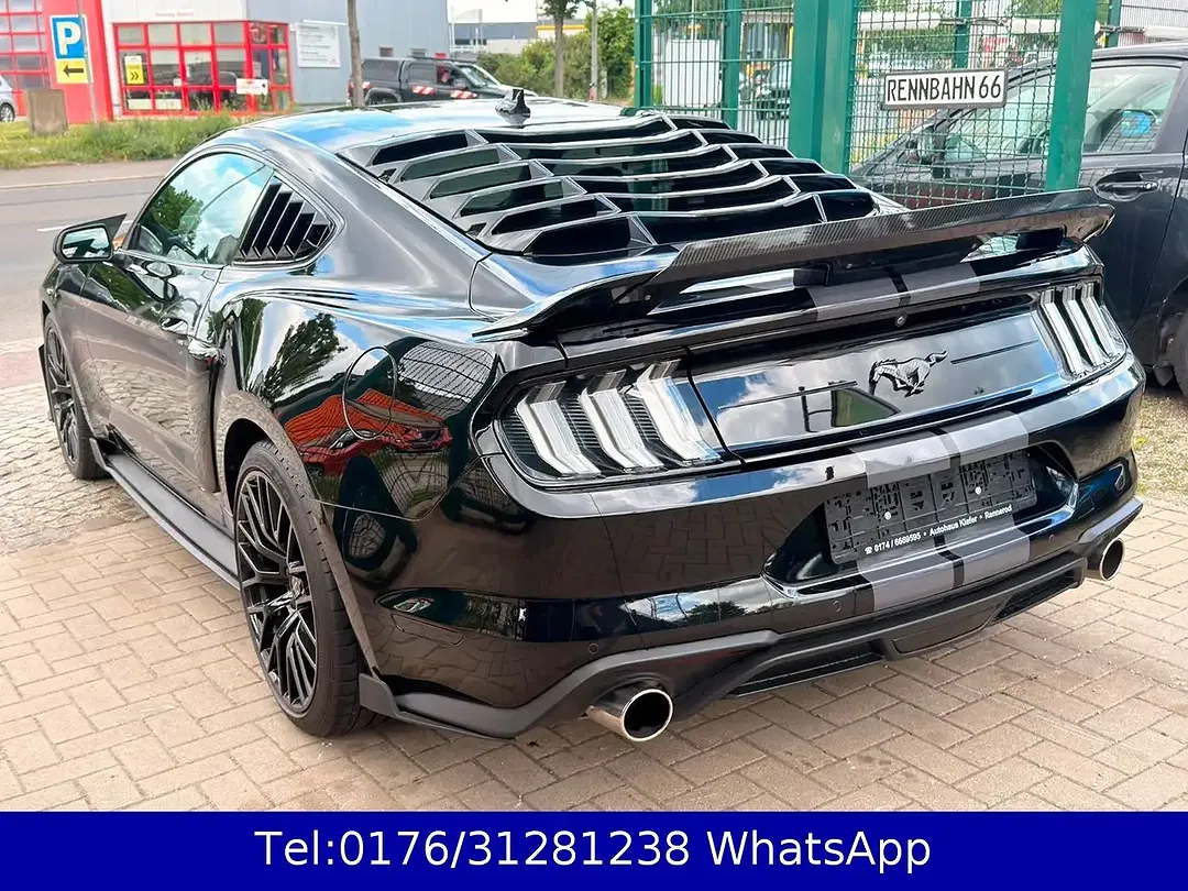 Ford Mustang - Thumbnail 2