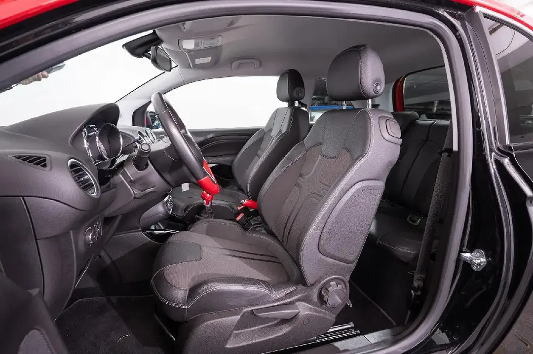 Opel Adam - Thumbnail 10