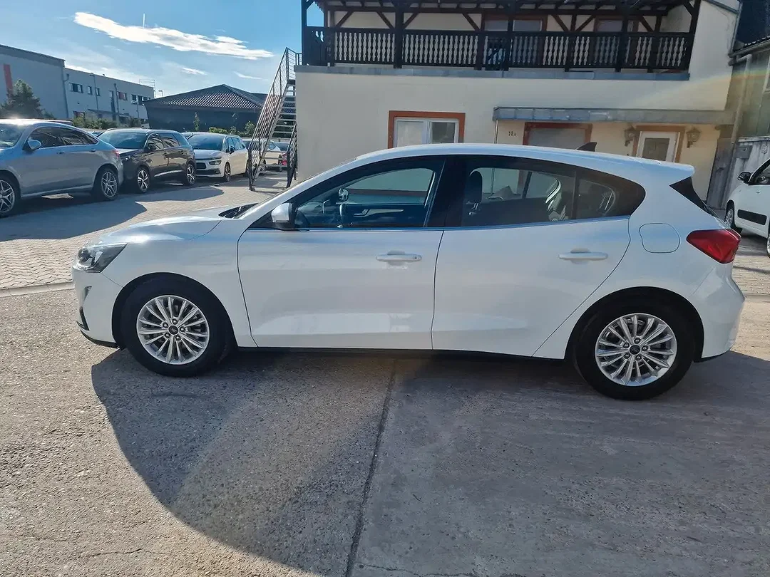 Ford Focus - Afbeelding 1