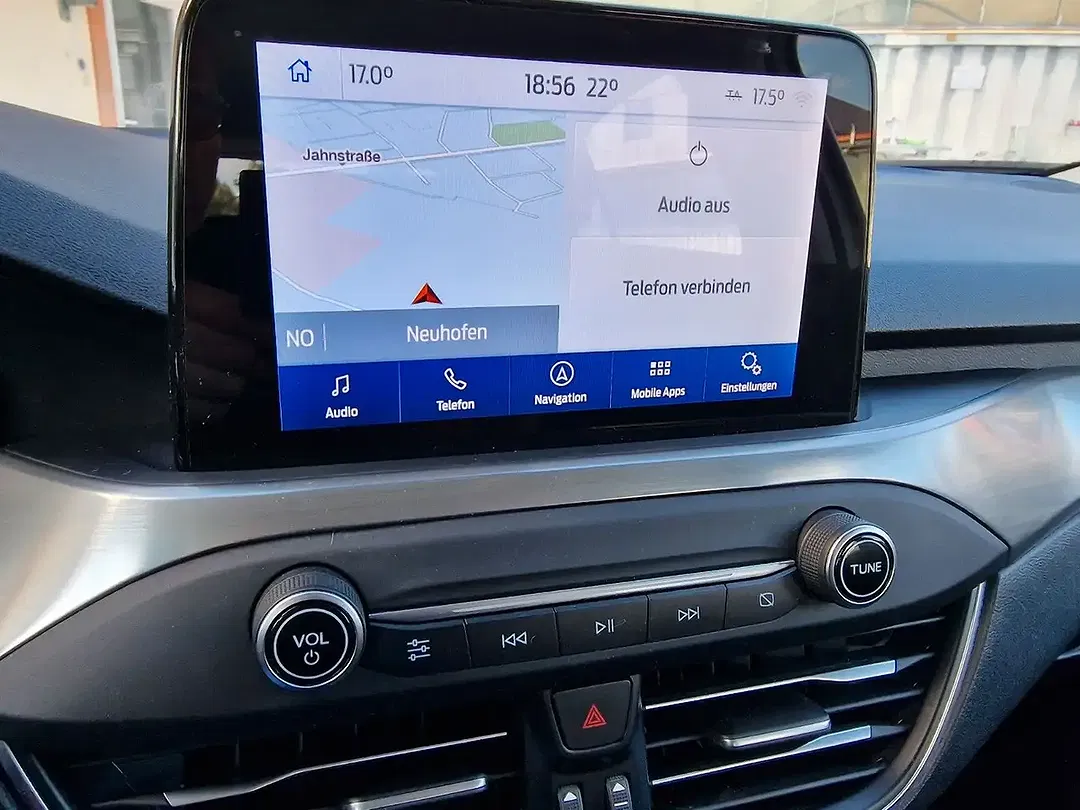 Ford Focus - Thumbnail 10