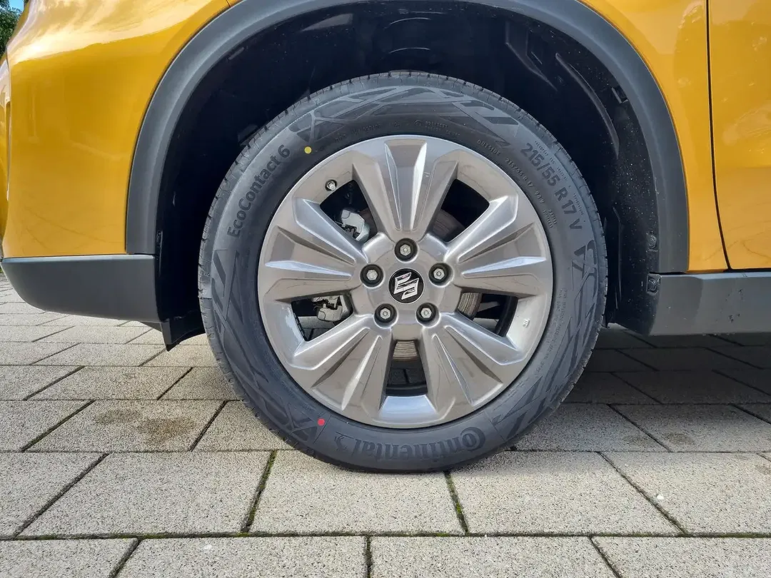 Suzuki Vitara - Thumbnail 10