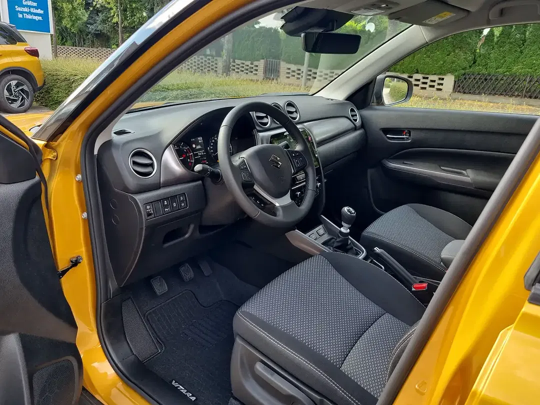 Suzuki Vitara - Thumbnail 13