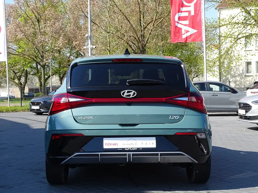 Hyundai i20 - Thumbnail 3