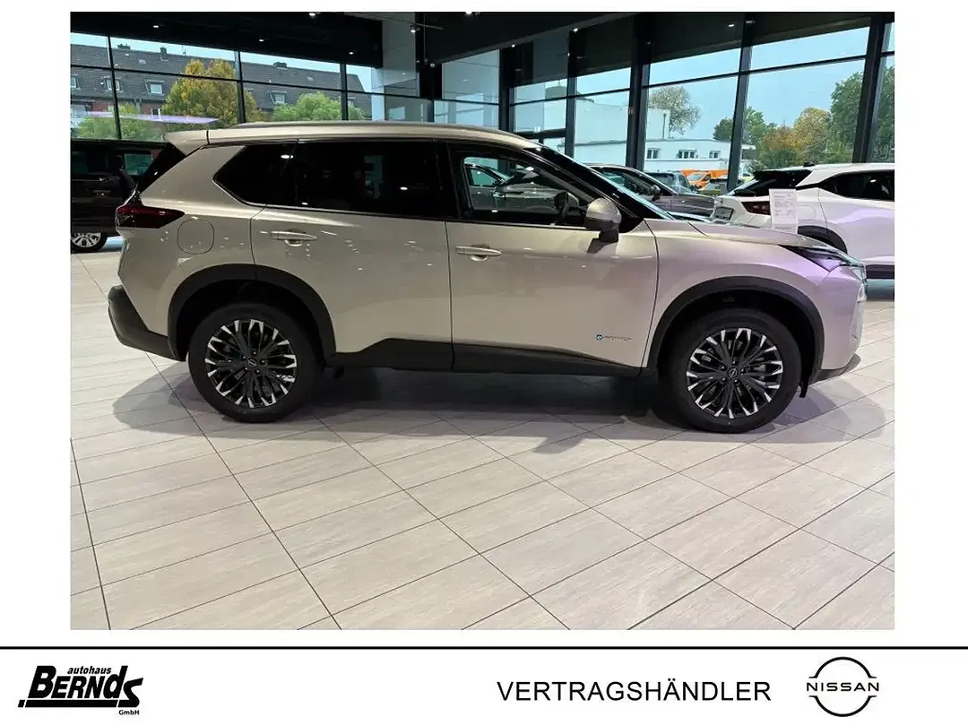 Nissan X-Trail - Thumbnail 4