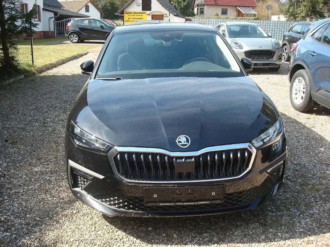 Skoda Scala - Thumbnail 2