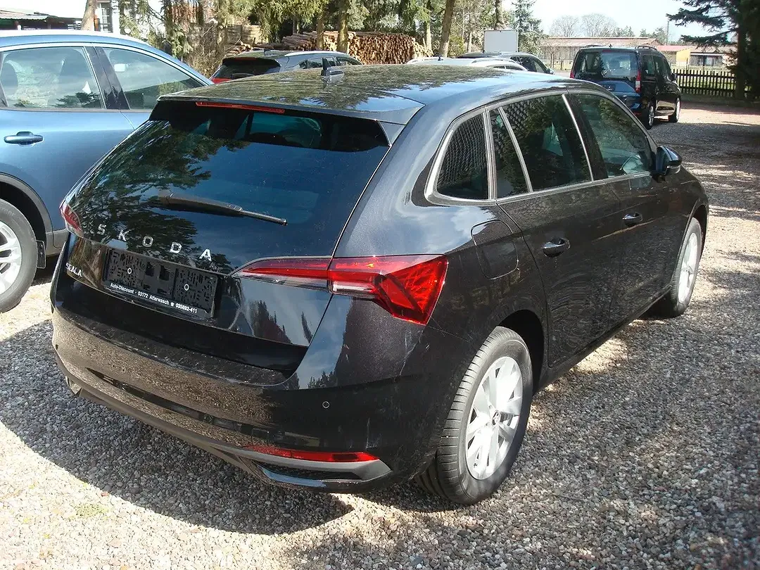 Skoda Scala - Thumbnail 4