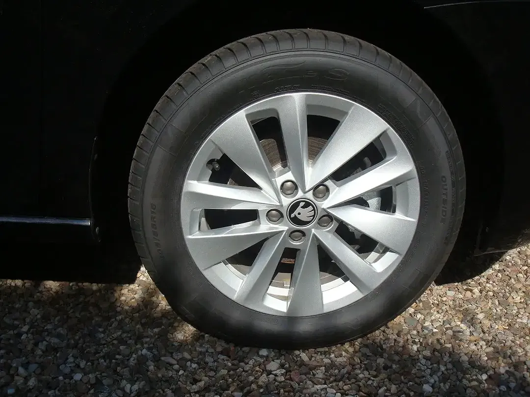 Skoda Scala - Thumbnail 7