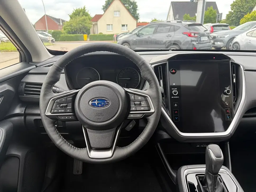 Subaru Crosstrek - Thumbnail 10