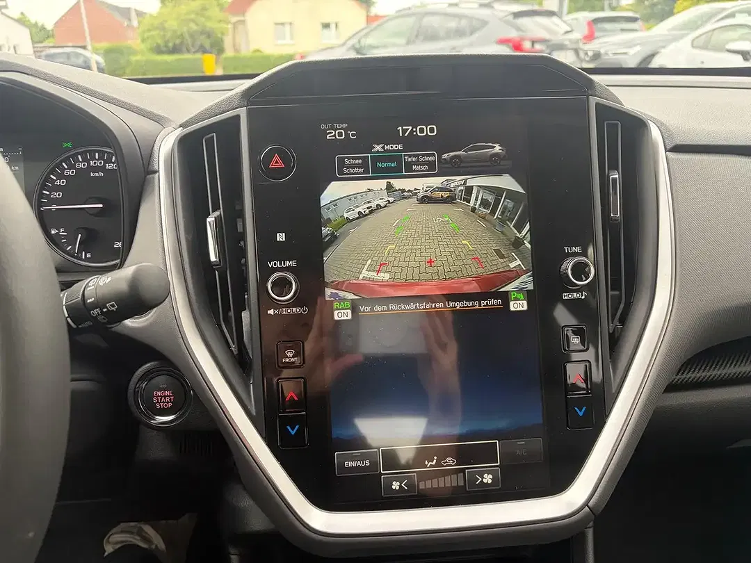 Subaru Crosstrek - Thumbnail 15
