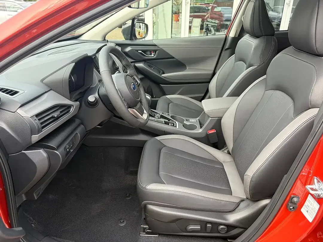 Subaru Crosstrek - Thumbnail 7