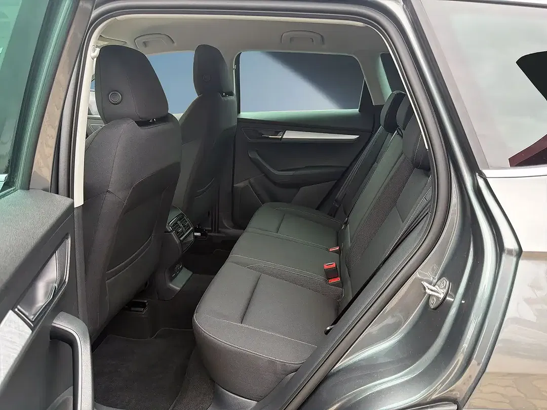 Skoda Karoq - Thumbnail 12