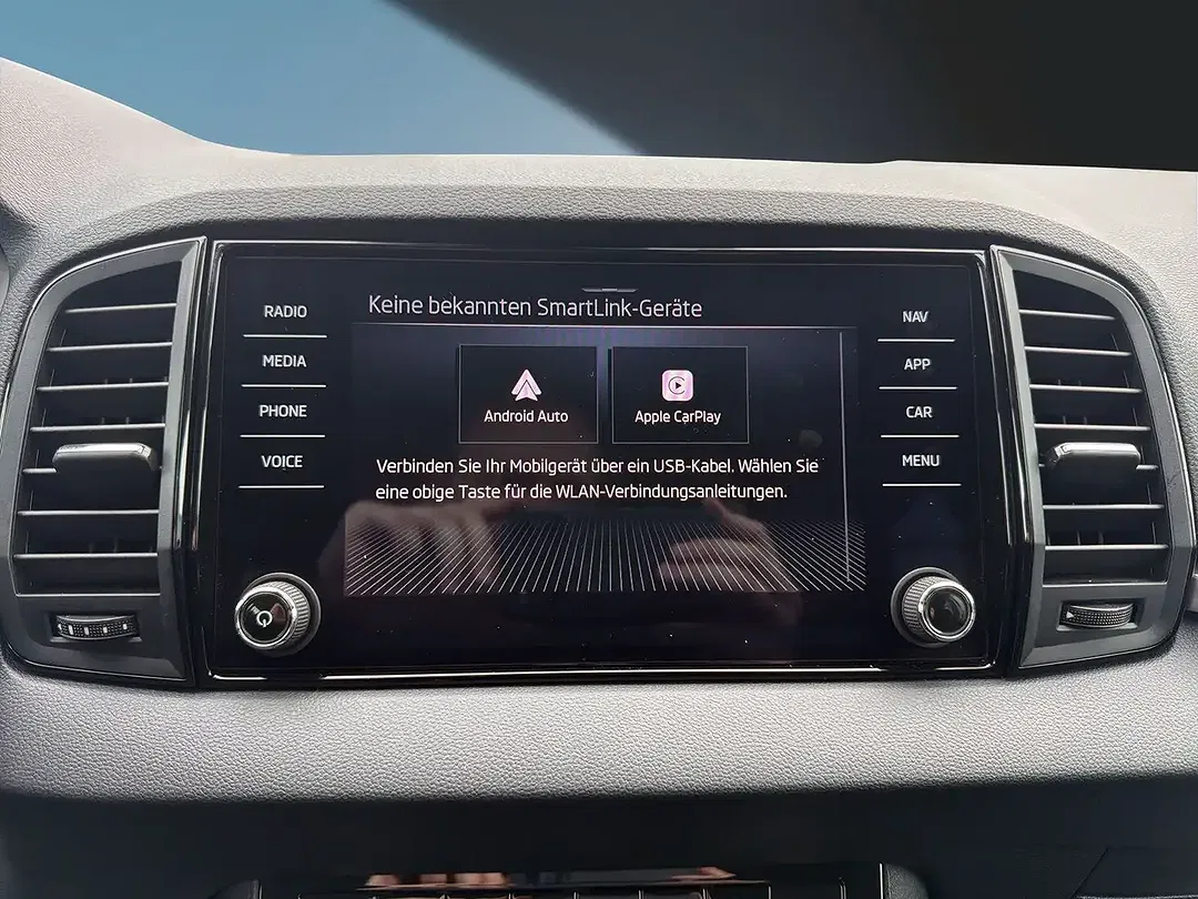 Skoda Karoq - Thumbnail 15