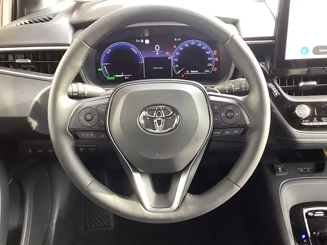 Toyota Corolla - Thumbnail 8