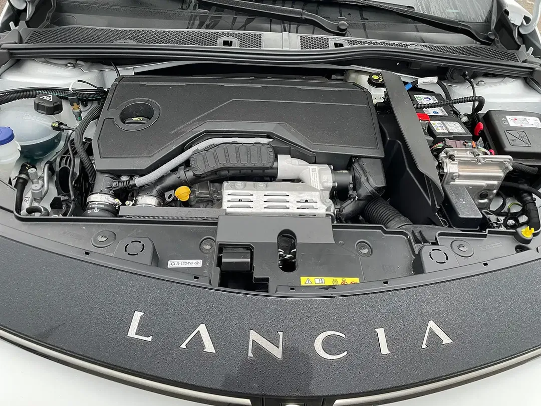 Lancia Ypsilon - Thumbnail 14