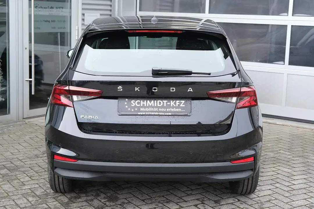 Skoda Fabia - Thumbnail 4