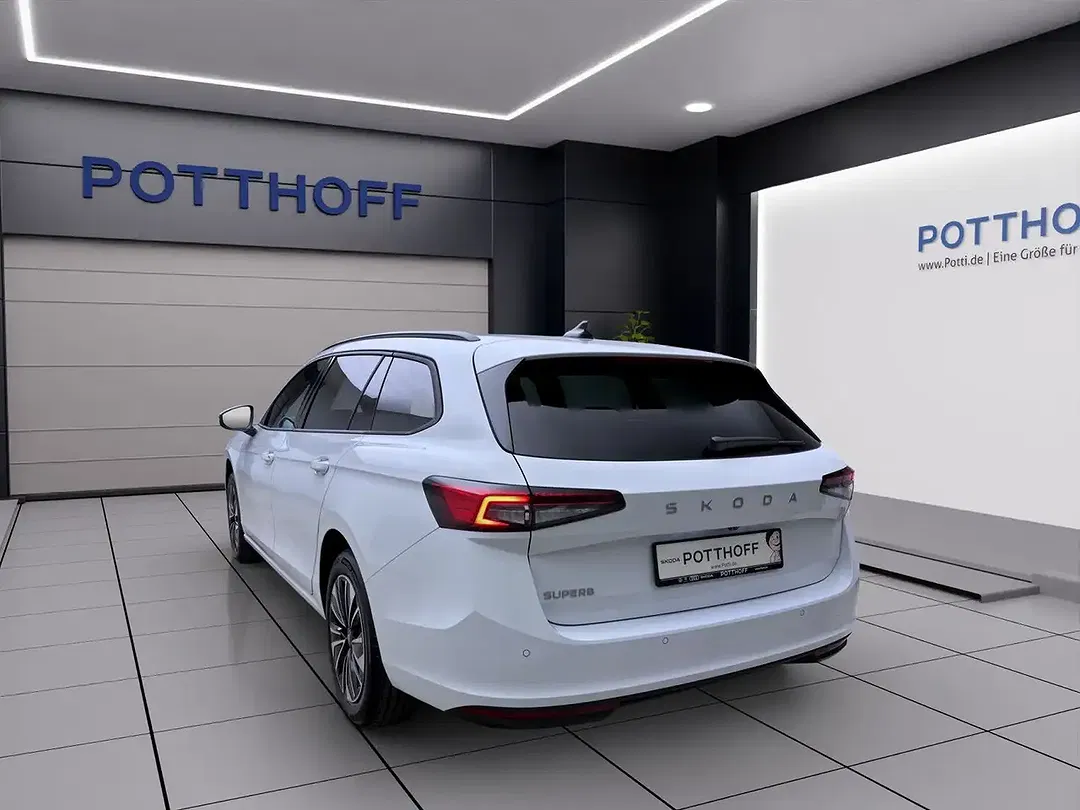 Skoda Superb - Thumbnail 3