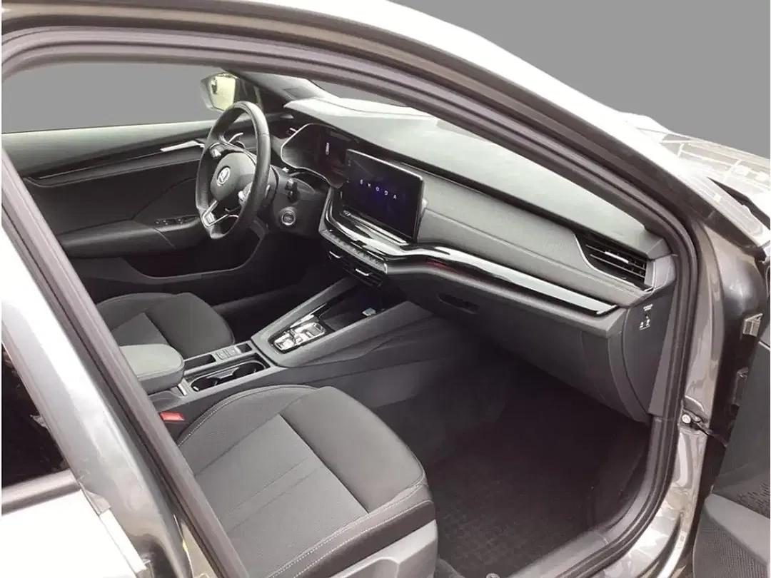 Skoda Octavia - Thumbnail 7