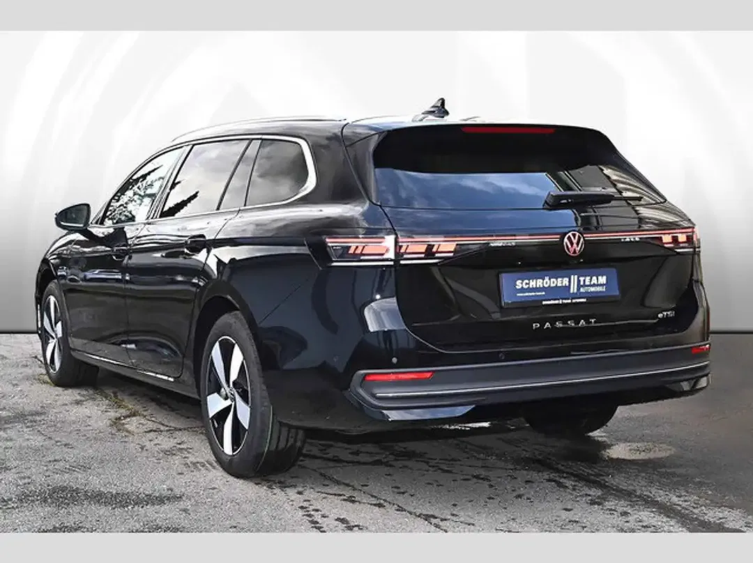 Volkswagen Passat Variant - Thumbnail 4