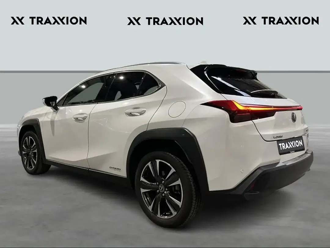 Lexus UX 250h - Thumbnail 6
