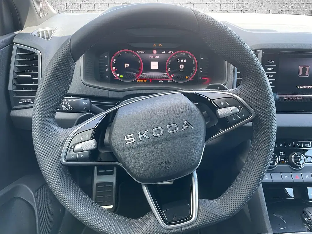 Skoda Karoq - Thumbnail 10