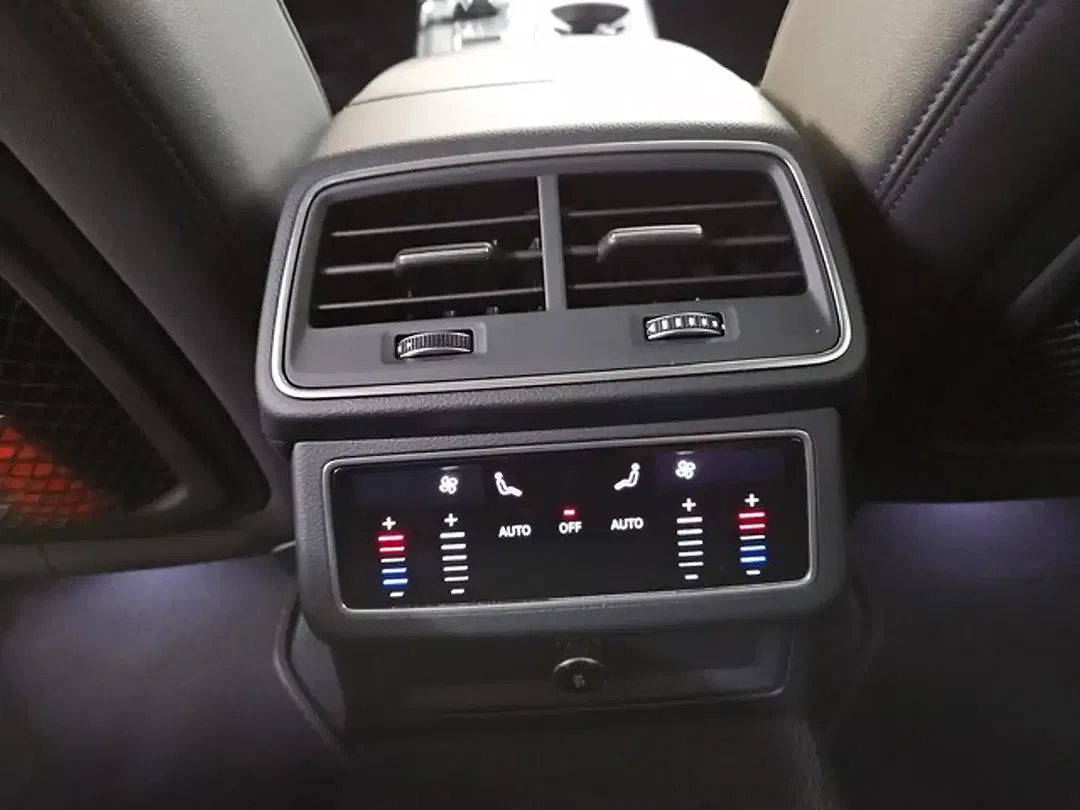 Audi A6 - Thumbnail 11
