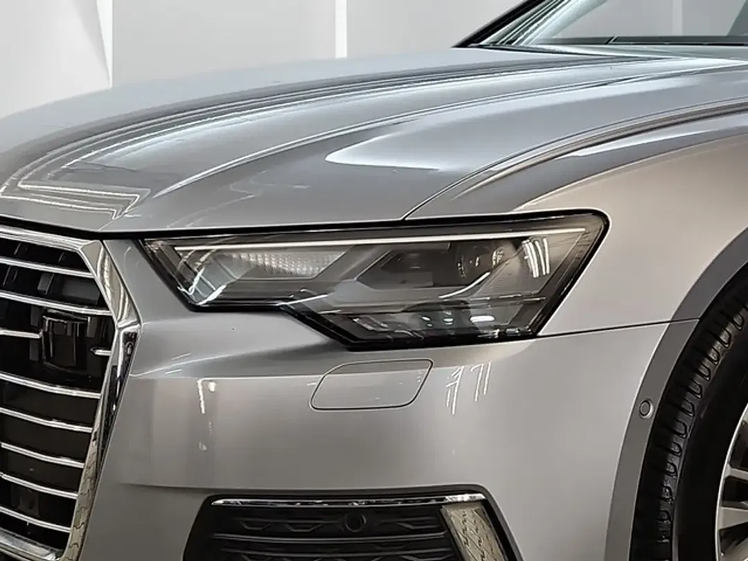 Audi A6 - Thumbnail 3