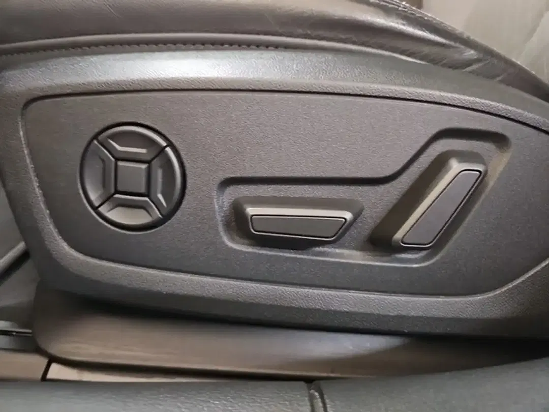 Audi A6 - Thumbnail 5
