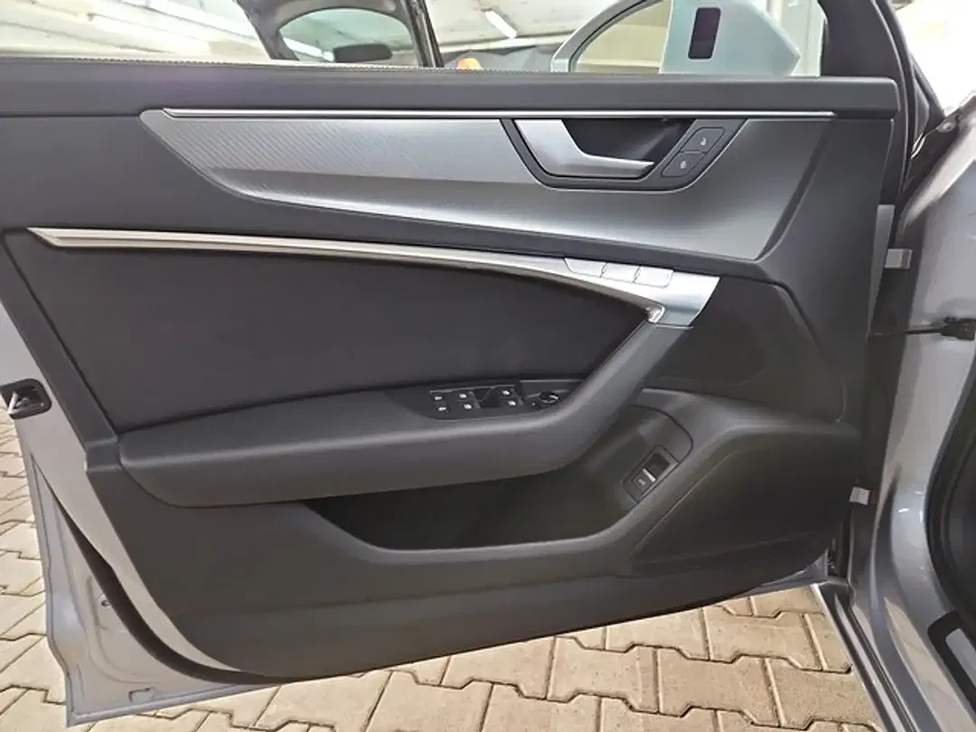 Audi A6 - Thumbnail 6