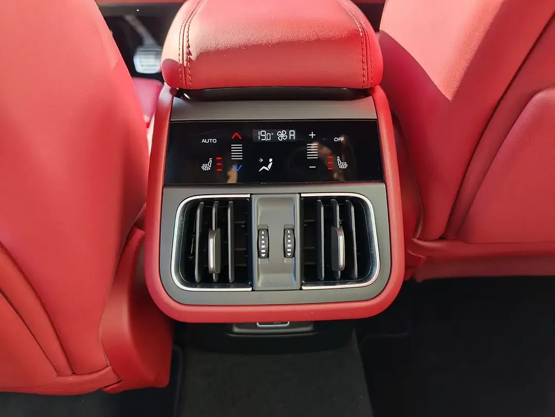 Maserati Grecale - Thumbnail 13