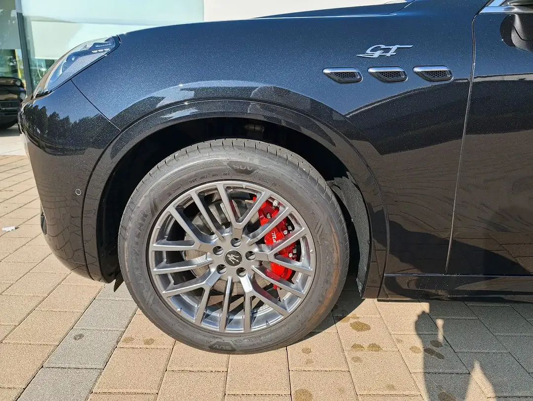 Maserati Grecale - Thumbnail 6
