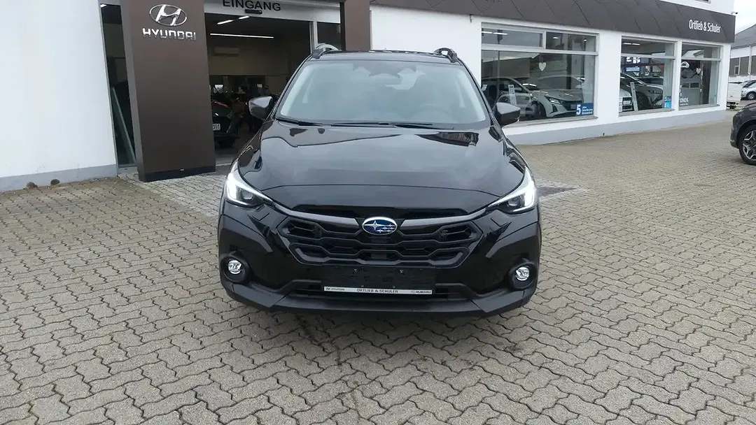 Subaru Crosstrek - Thumbnail 2