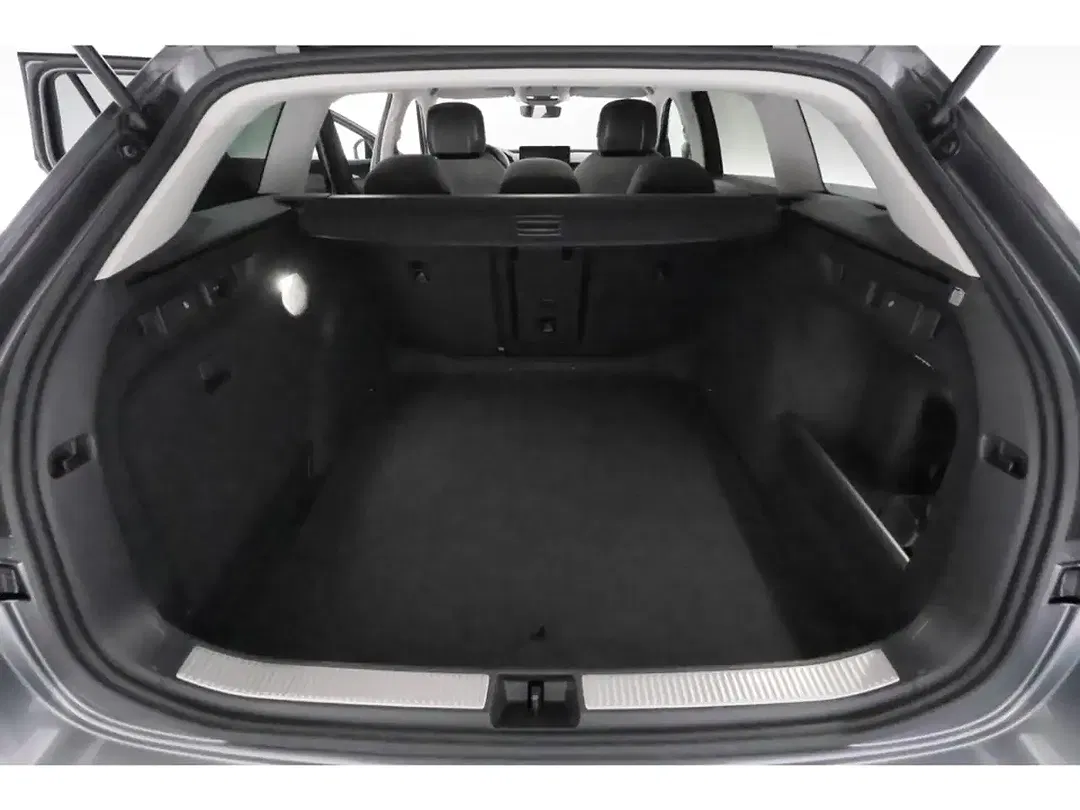 Skoda Superb - Thumbnail 20