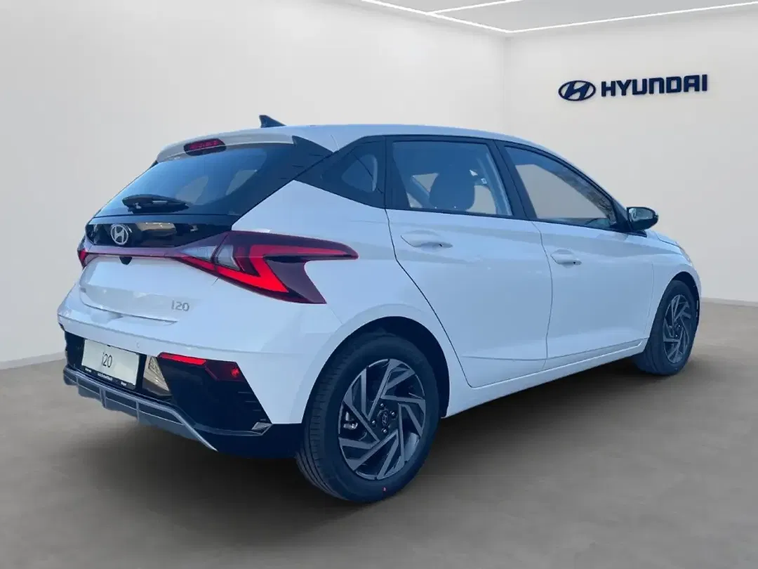 Hyundai i20 - Thumbnail 3