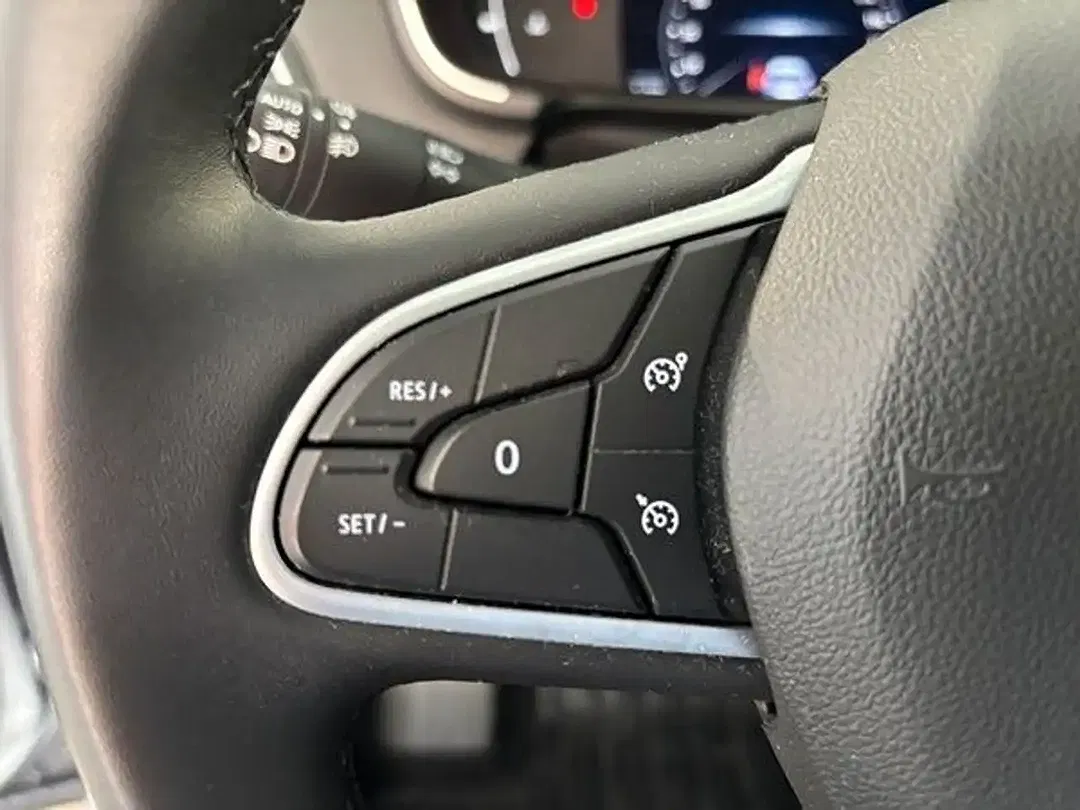 Renault Megane - Thumbnail 14