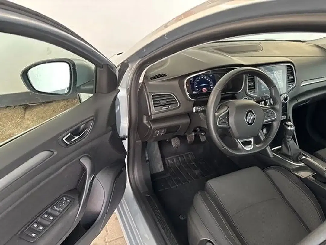 Renault Megane - Thumbnail 9